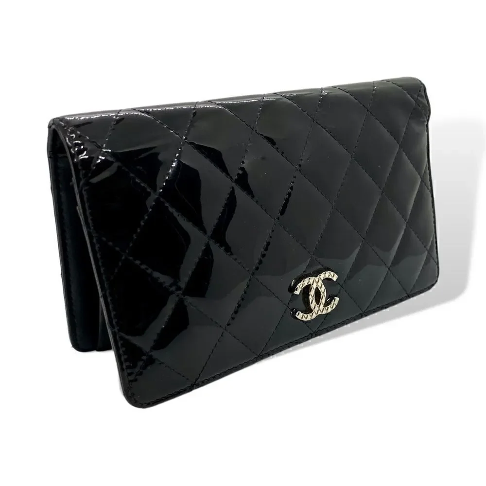 Chanel CC Yen Wallet in Quilted Patent Leather